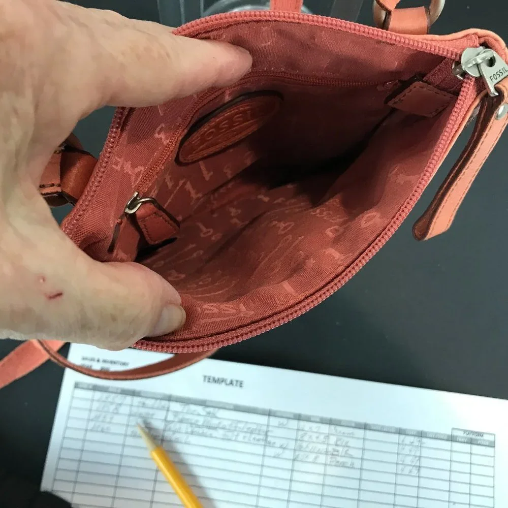 Peach Leather Fossil Crossbody bag